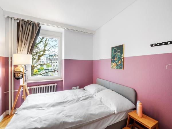 Becozy Self Check-in Pop-Up Hotel Basel : photo 8 de la chambre hébergement Élégant