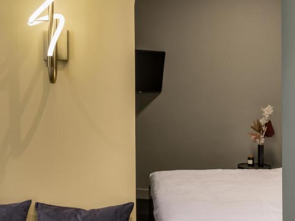 72 AD Suites : photo 2 de la chambre chambre double supérieure