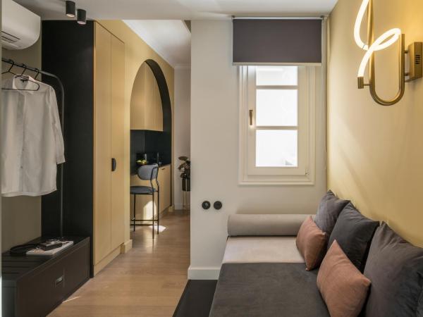 72 AD Suites : photo 3 de la chambre chambre double supérieure