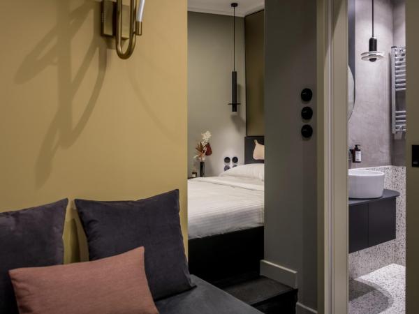 72 AD Suites : photo 5 de la chambre chambre double supérieure