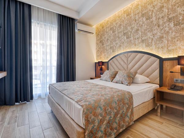 Grand Uysal Beach & Spa Hotel : photo 2 de la chambre chambre familiale
