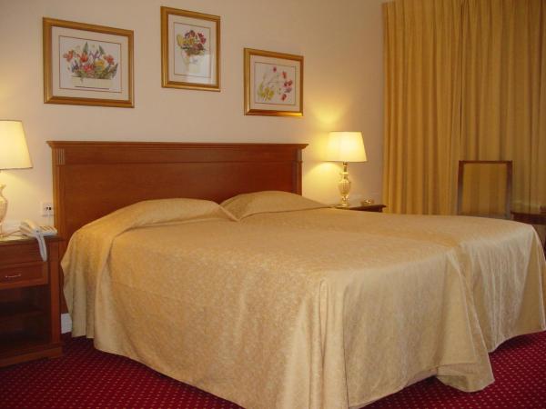 Cavalieri Hotel : photo 5 de la chambre chambre double ou lits jumeaux