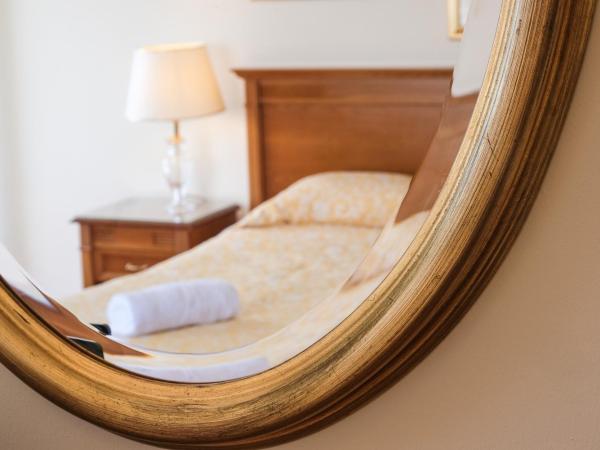 Cavalieri Hotel : photo 2 de la chambre chambre double supérieure - vue sur mer