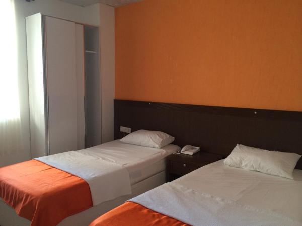 Mutado Hotel : photo 4 de la chambre chambre triple standard