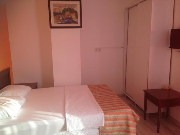 Mutado Hotel : photo 6 de la chambre chambre triple standard