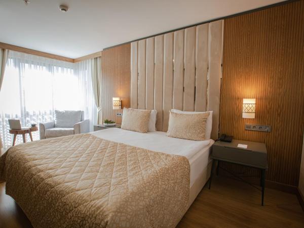 bahçelievler hotels : photo 9 de la chambre chambre double deluxe avec balcon