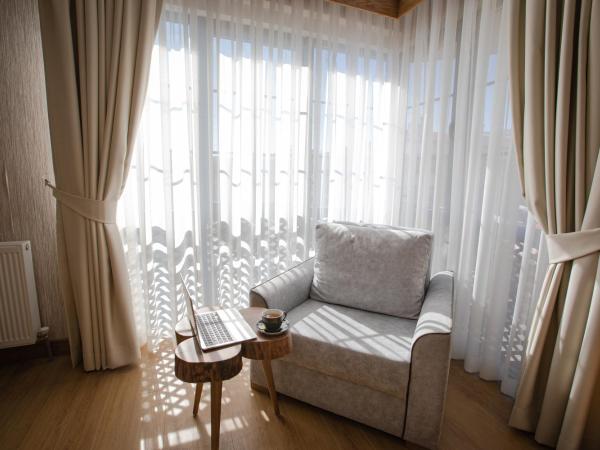 bahçelievler hotels : photo 7 de la chambre chambre double deluxe avec balcon