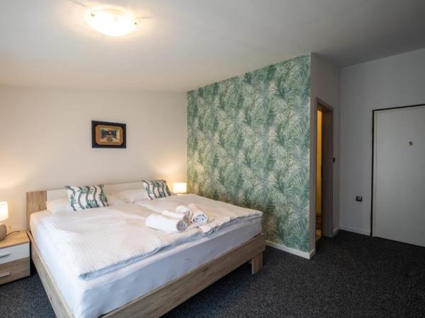 Four Roses : photo 4 de la chambre chambre double deluxe avec douche