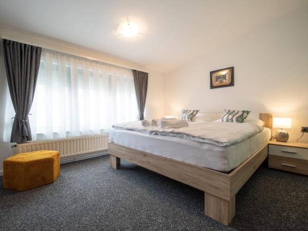 Four Roses : photo 5 de la chambre chambre double deluxe avec douche