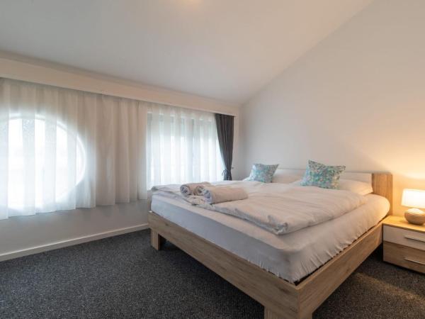 Four Roses : photo 7 de la chambre chambre double supérieure avec deux lits doubles