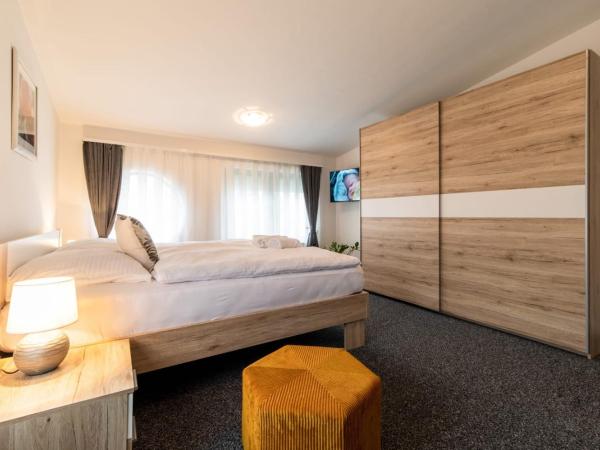 Four Roses : photo 4 de la chambre chambre double deluxe avec douche