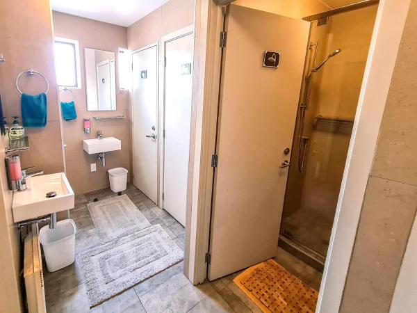 Adventure Queenstown Hostel : photo 6 de la chambre lit dans dortoir mixte de 6 lits