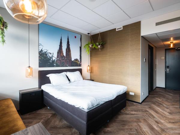 Onderwijshotel De Rooi Pannen Eindhoven : photo 1 de la chambre chambre double ou lits jumeaux standard