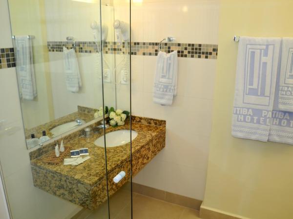 Curitiba Palace Hotel : photo 5 de la chambre chambre triple deluxe