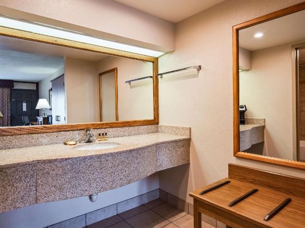 Best Western Plus Saddleback Inn and Conference Center : photo 4 de la chambre chambre lit king-size - non-fumeurs