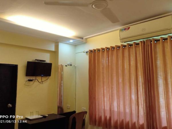 Radha Krishna Residency : photo 3 de la chambre ac deluxe