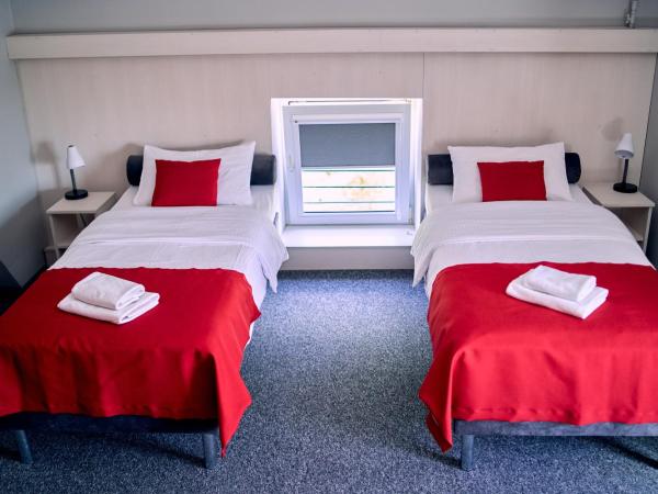 Hotel Przystanek Torun : photo 4 de la chambre chambre lits jumeaux