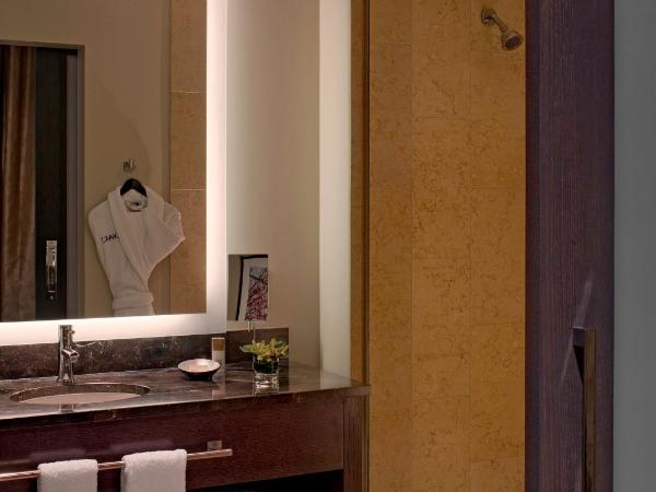 Hyatt at Olive 8 : photo 7 de la chambre chambre d'angle lit king-size