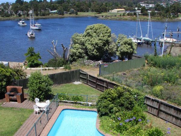 Waterfront Lodge Motel : photo 6 de la chambre chambre double – vue sur lac