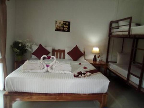 Lanta Cottage - SHA Plus : photo 4 de la chambre suite familiale
