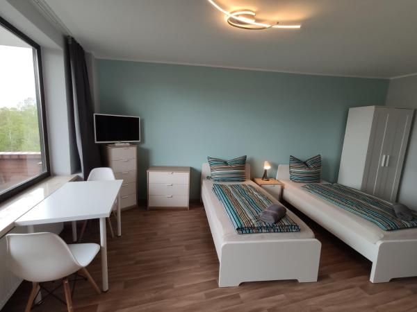 HOME at FRIENDS - City - Zu Hause bei Freunden : photo 9 de la chambre appartement en duplex