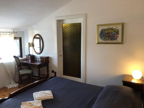 Family Rooms Sabrina : photo 5 de la chambre chambre quadruple avec salle de bains privative