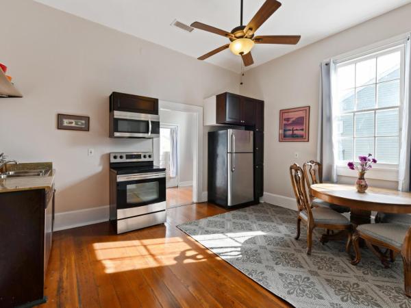 Montgomery House : photo 5 de la chambre appartement avec balcon