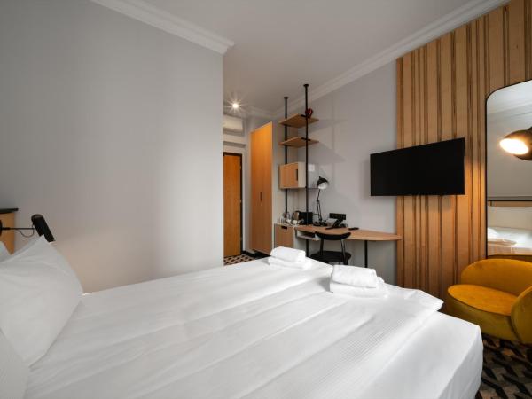 Hotel Tulip Residences Warsaw Targowa : photo 2 de la chambre chambre standard avec 1 lit queen-size