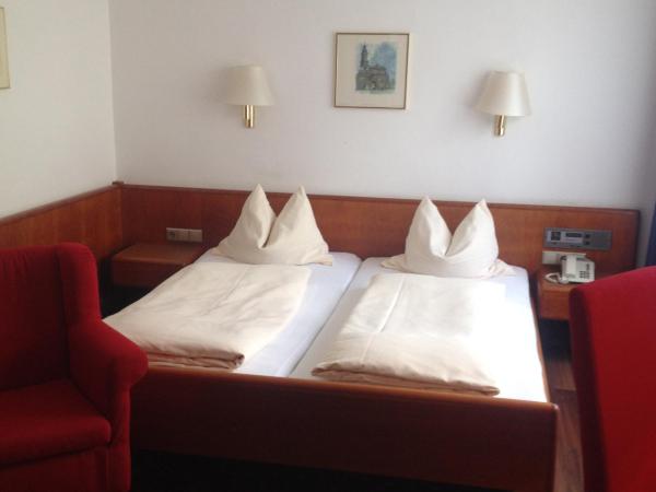 Hotel Carmen : photo 2 de la chambre chambre double