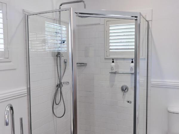 Sunrise Guesthouse : photo 7 de la chambre chambre lit king-size