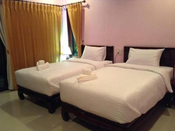 Lanta Cottage - SHA Plus : photo 4 de la chambre chambre familiale avec balcon