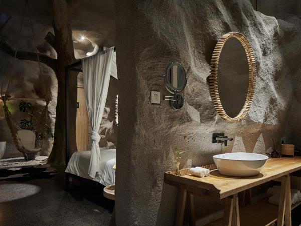 Shanghai Pudong Airport Moonlo Hotel - Pet Friendly : photo 1 de la chambre secret cave room