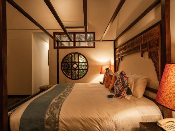 Hotel Penaga : photo 7 de la chambre suite transfer 1 chambre avec jacuzzi et balcon