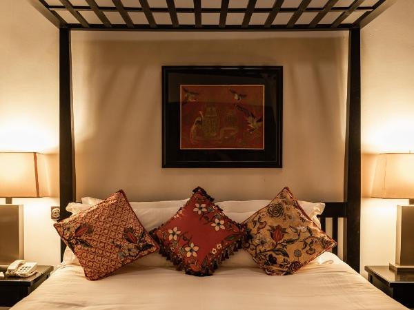 Hotel Penaga : photo 5 de la chambre chambre lit king-size hutton deluxe avec jacuzzi