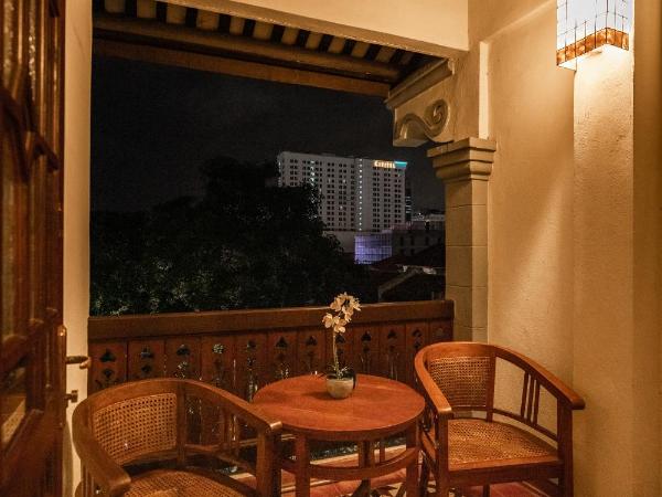 Hotel Penaga : photo 8 de la chambre chambre lits jumeaux hutton deluxe avec jacuzzi et balcon