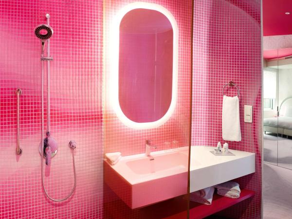 Park Inn by Radisson Amsterdam City West : photo 3 de la chambre suite junior