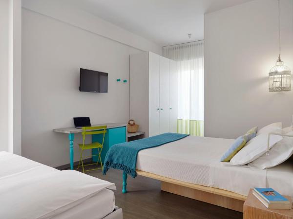 Hotel Madison : photo 5 de la chambre chambre triple supérieure avec balcon