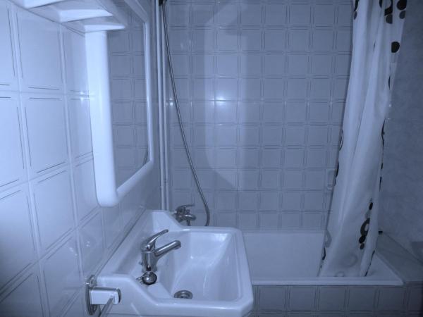 Pension El Ciervo : photo 1 de la chambre chambre simple avec salle de bains privative