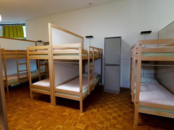 Luzern Youth Hostel : photo 4 de la chambre lit dans dortoir pour femmes de 20 lits