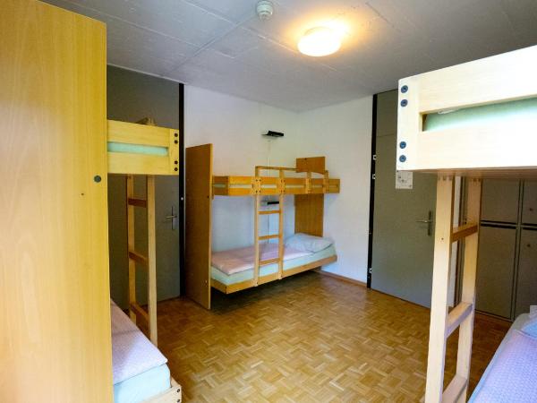Luzern Youth Hostel : photo 3 de la chambre lit dans dortoir 6 lits