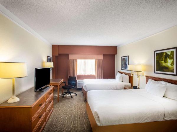 La Quinta Inn by Wyndham Austin Capitol / Downtown : photo 5 de la chambre chambre 2 lits doubles