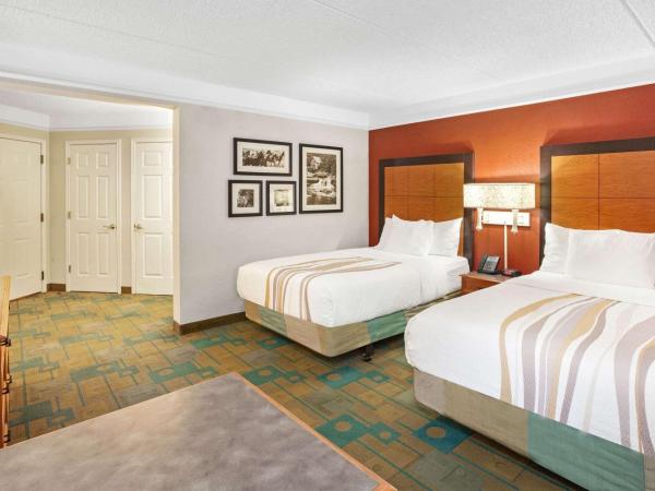 La Quinta by Wyndham Houston Galleria Area : photo 1 de la chambre chambre double avec 2 lits doubles