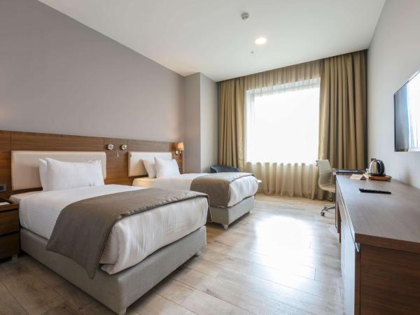 La Quinta by Wyndham Istanbul Gunesli : photo 2 de la chambre chambre lits jumeaux supérieure