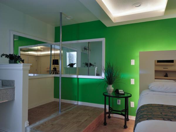 Romantic Inn & Suites : photo 3 de la chambre suite romantique