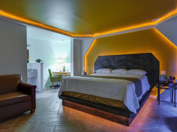 Romantic Inn & Suites : photo 4 de la chambre suite de rêve