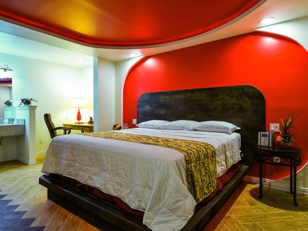 Romantic Inn & Suites : photo 6 de la chambre suite de rêve