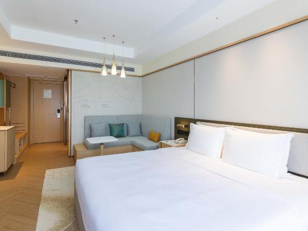 Holiday Inn Chongqing Guanyinqiao, an IHG Hotel : photo 2 de la chambre chambre king standard avec vue sur ville