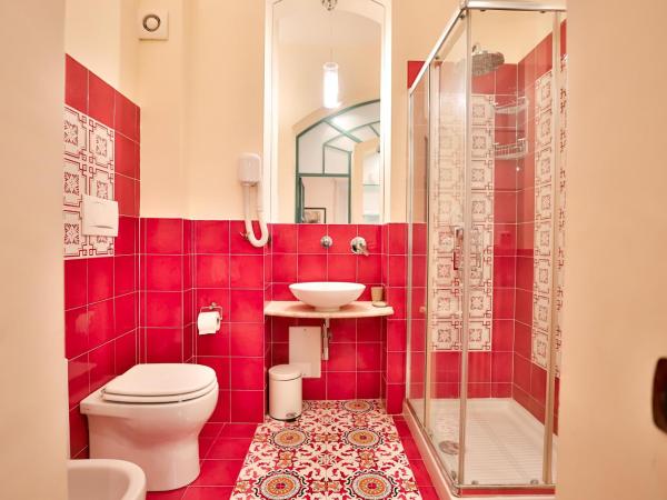 Kriò Suite : photo 7 de la chambre suite lit king-size avec balcon