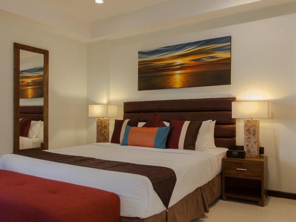The Somerset Hotel : photo 2 de la chambre deluxe double or twin room (free return airport transfer, 10% off on food & beverage and complimentary gym access)