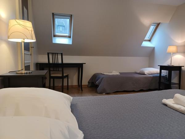 Hôtel Patricia - Strasbourg Hyper Centre : photo 4 de la chambre chambre triple